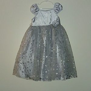 Little girls dress